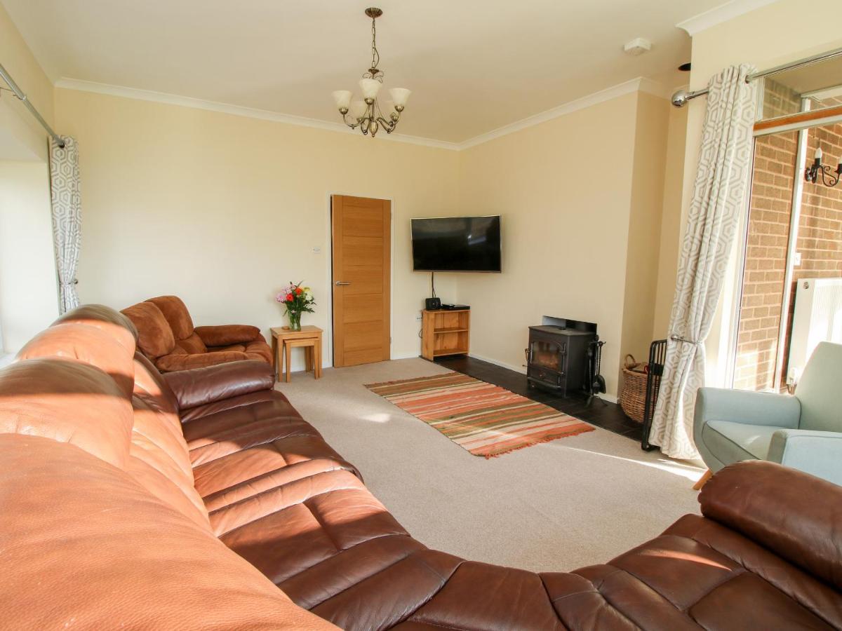 Bicton Lea Villa Acton  Ngoại thất bức ảnh